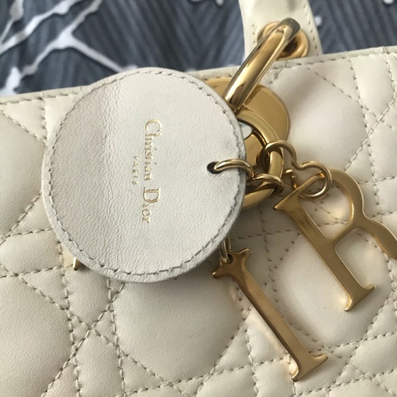 Authentic Dior - Picture 3 of 8